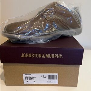 Johnston & Murphy Tan Leather Chukka Boots